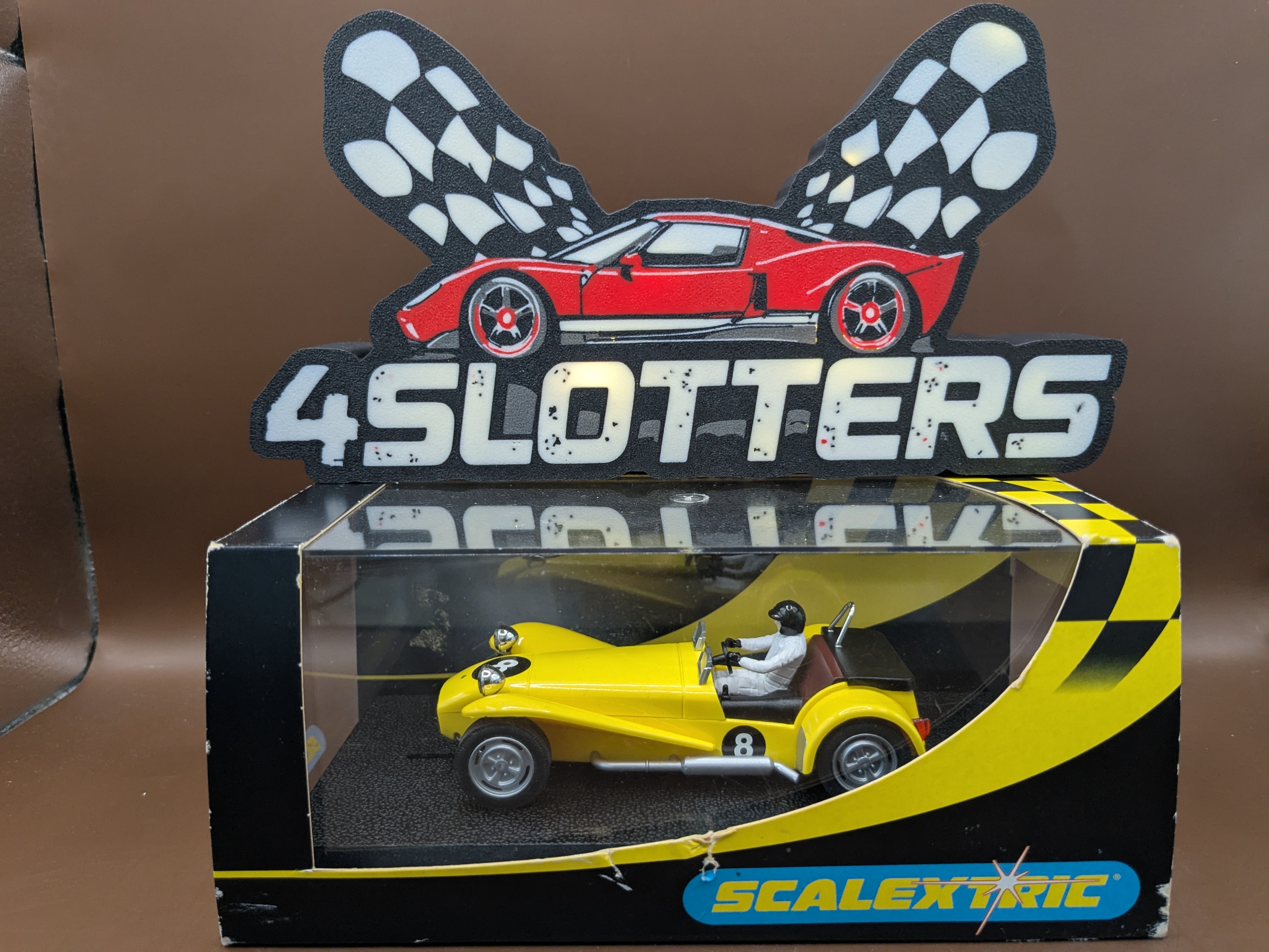 Scalextric Caterham 7 #8 Racing Yellow