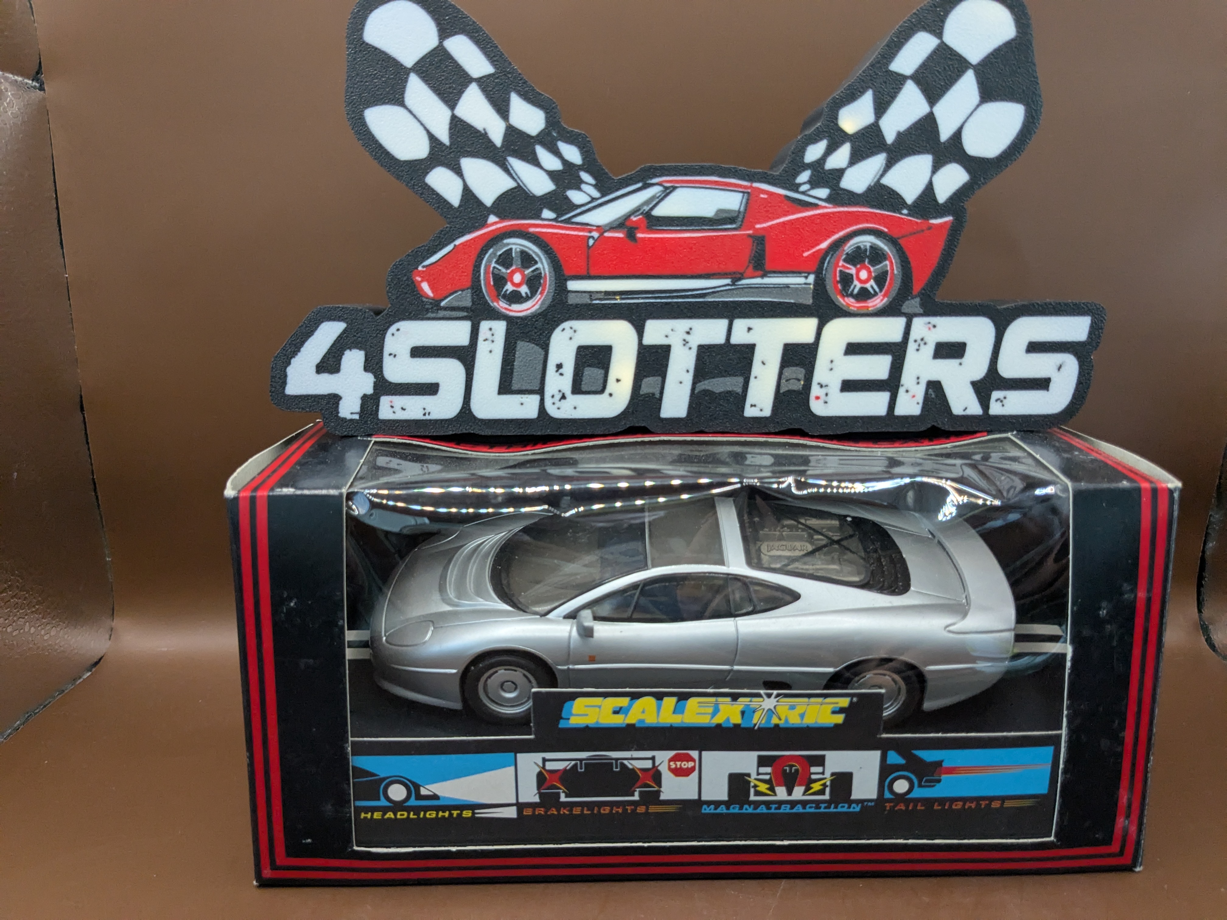 Scalextric Jaguar XJ220 Silver Road Car