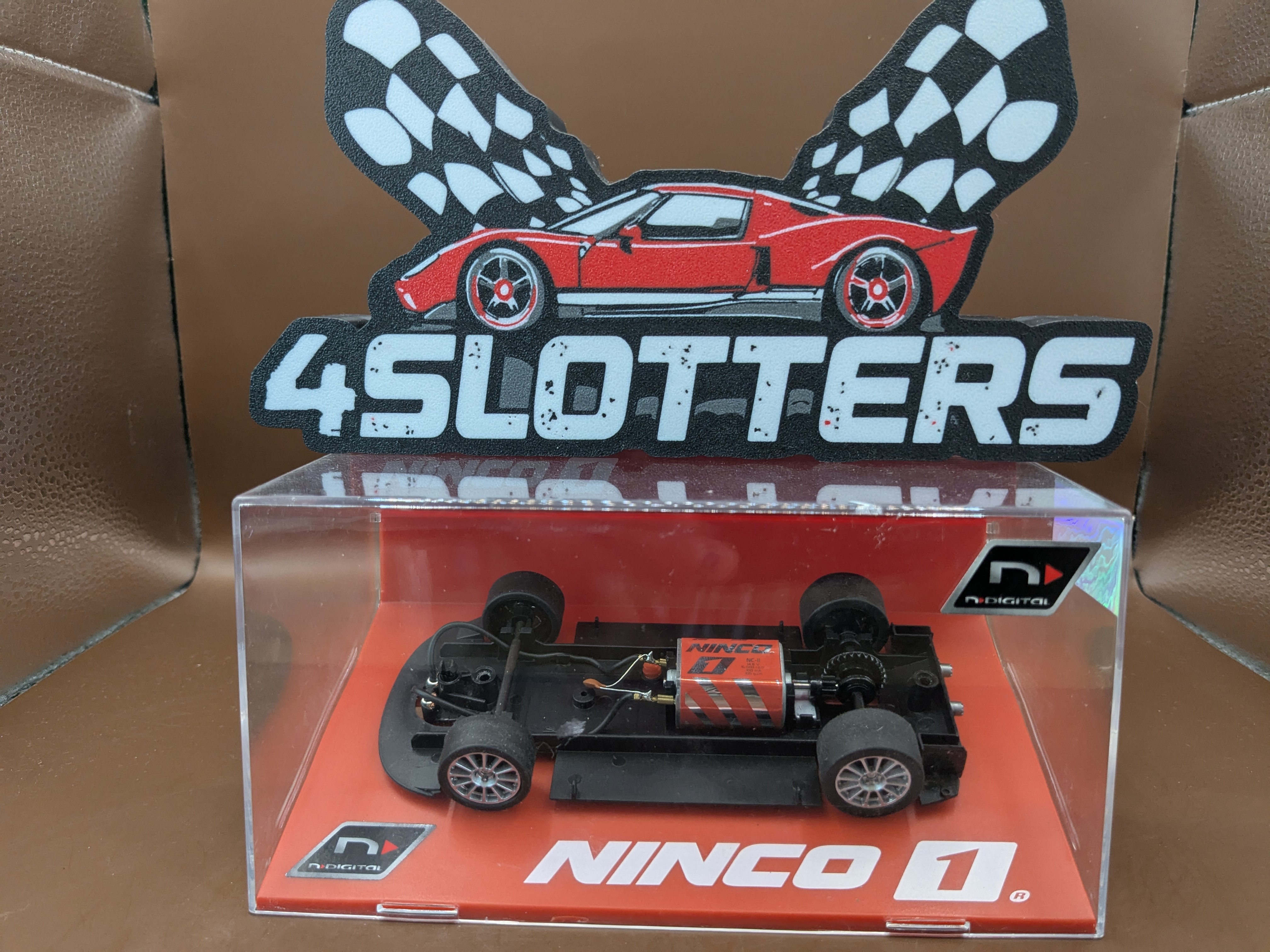 Ninco Chevrolettte Corvette Z06 GT3 Phoenix Chassis Complete with running gear Ninco 1