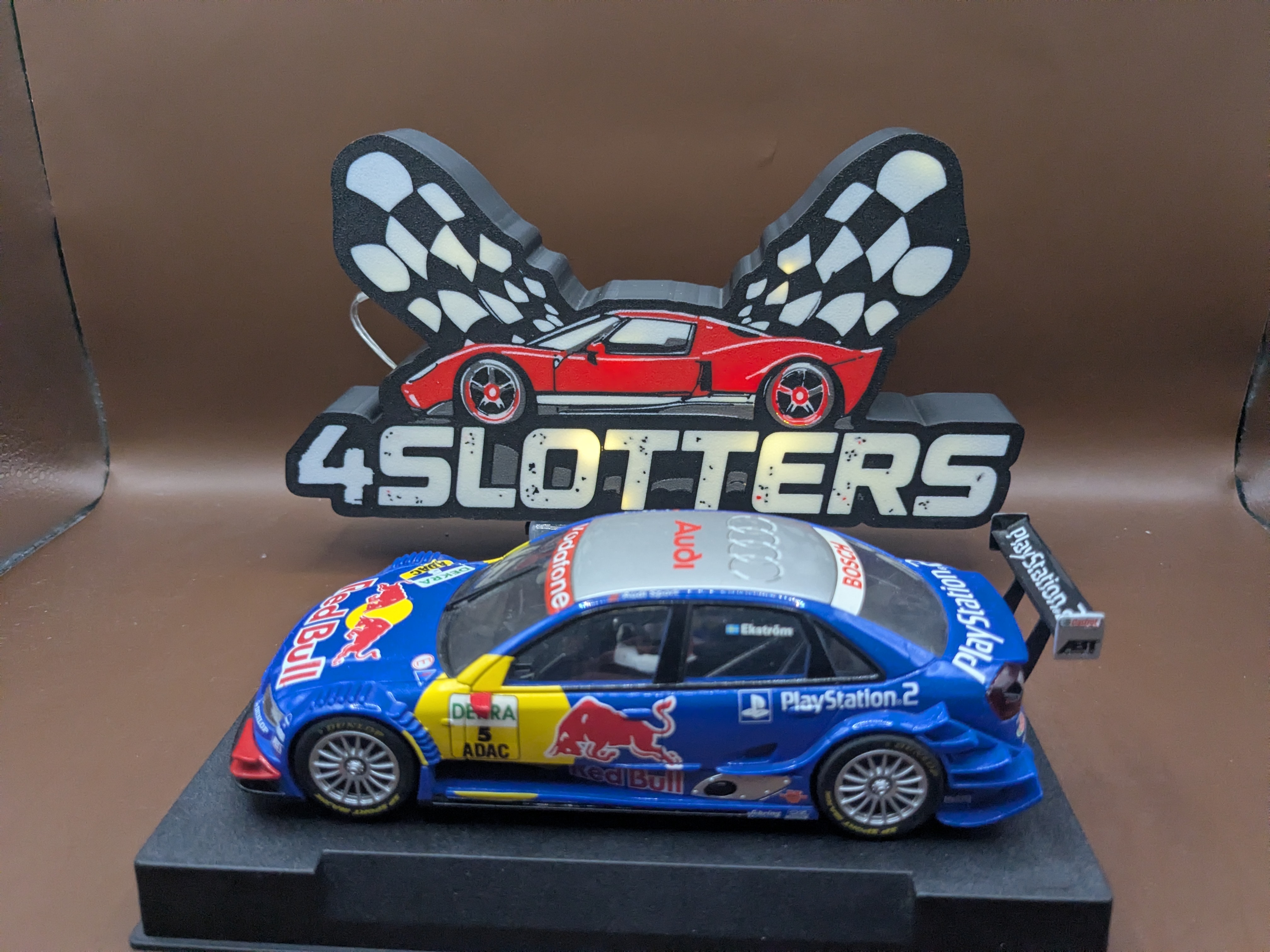 Carrera Evo Audi A4 #5 Red Bull DTM *USED*