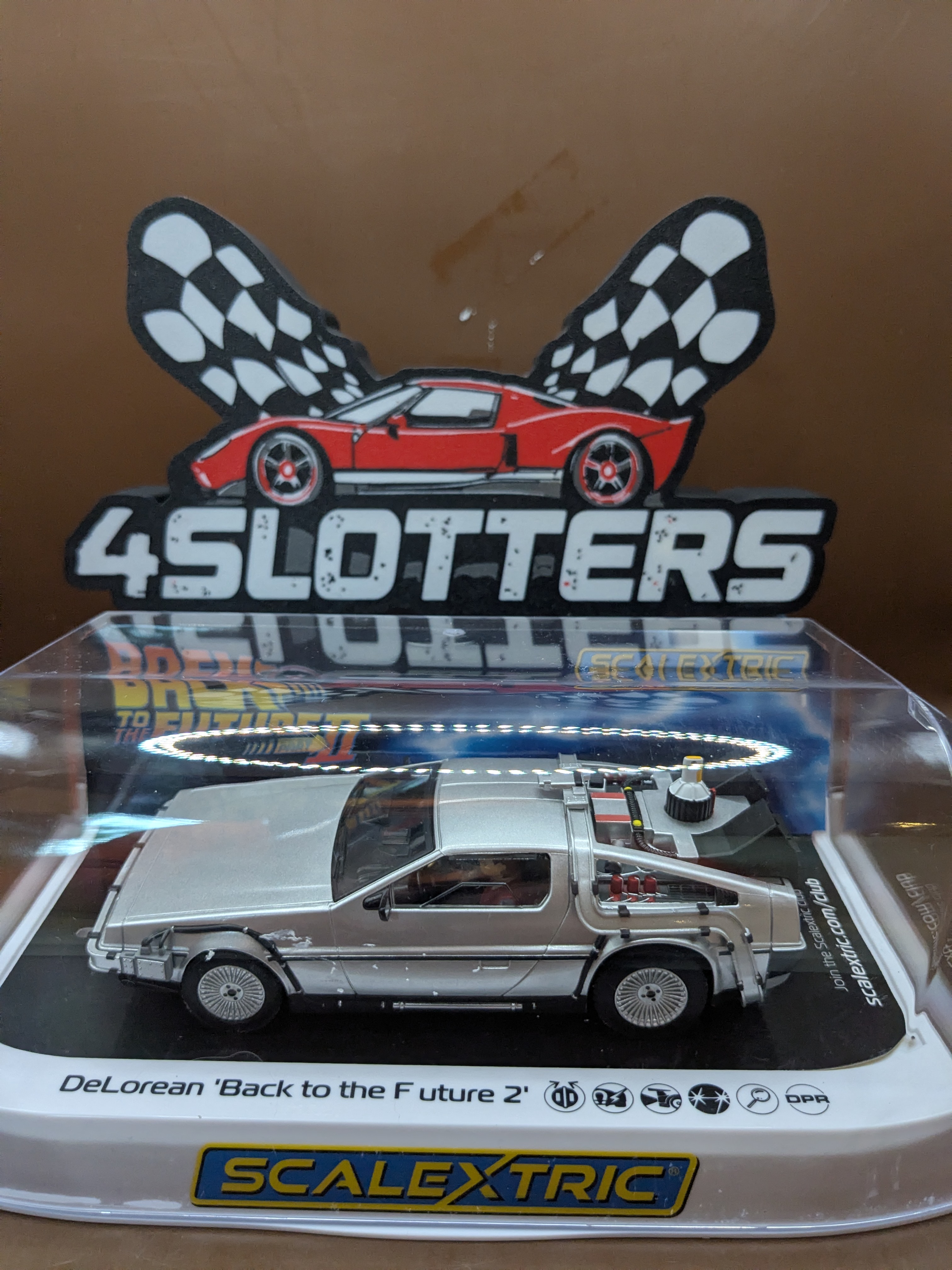 Scalextric DeLorean BACK TO THE FUTURE 2
