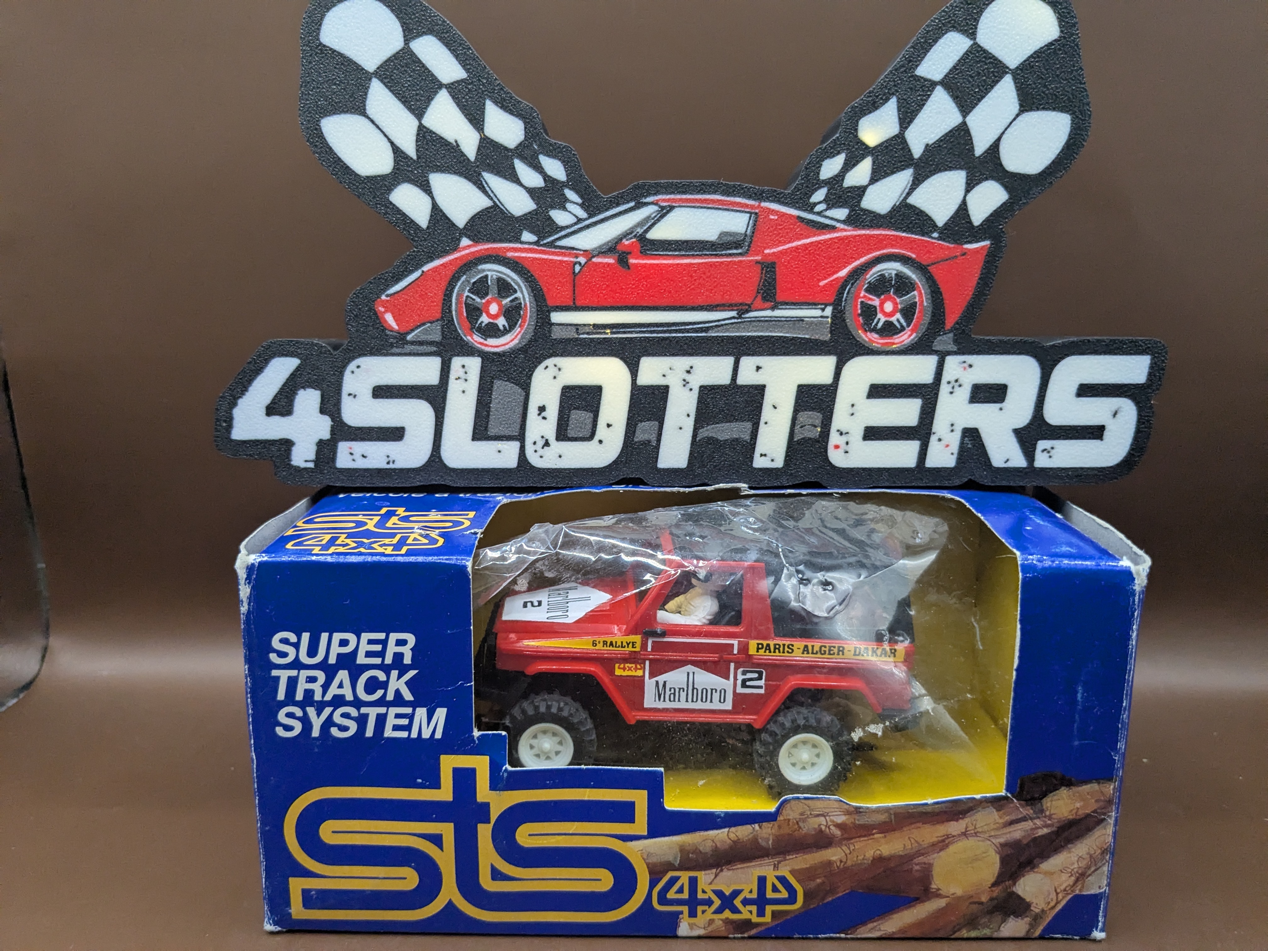 SCX STS Jeep Mercedes 280 GE #2 Marlboro Red 2201