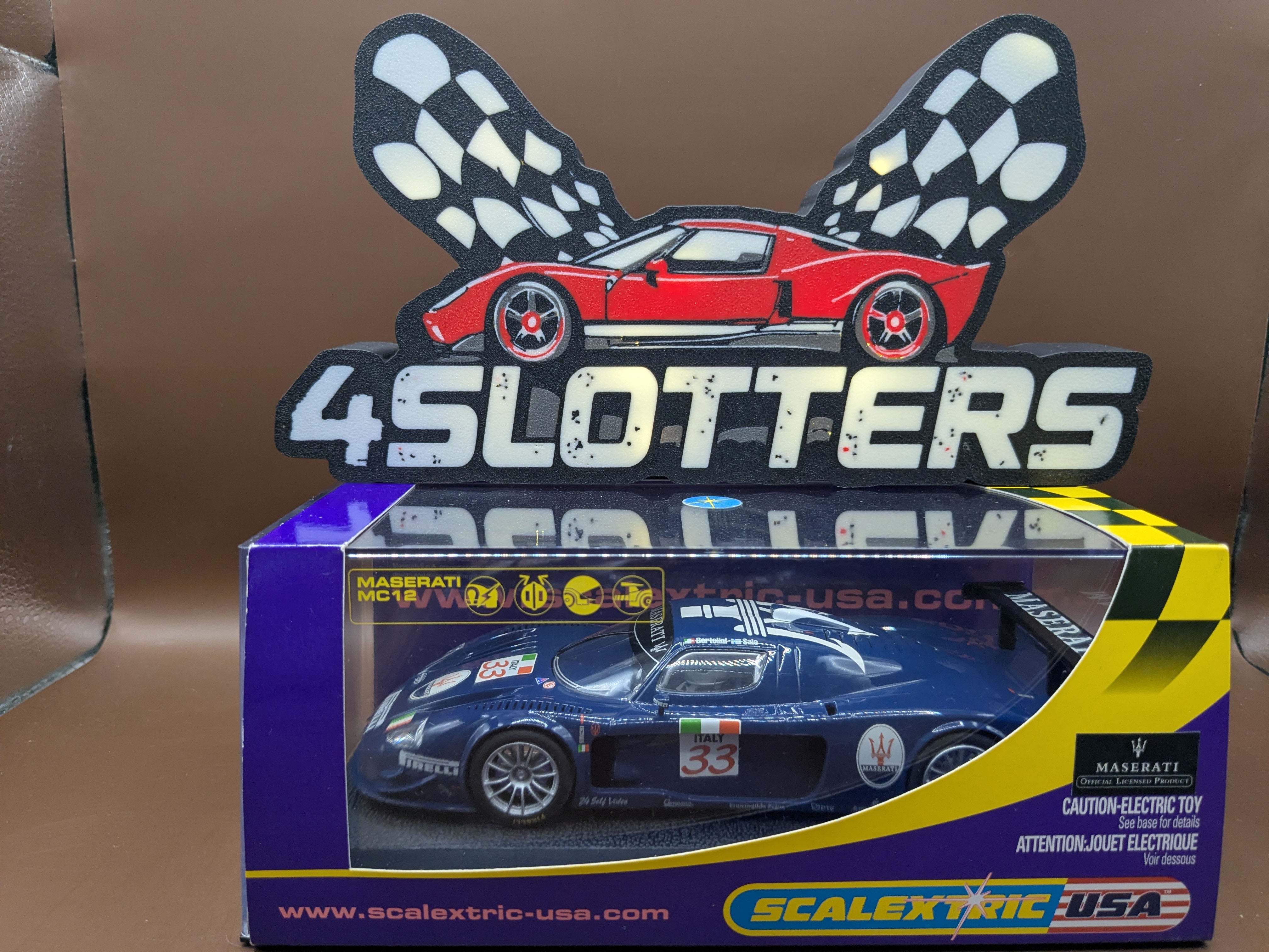 Scalextric Maserati MC12 #33