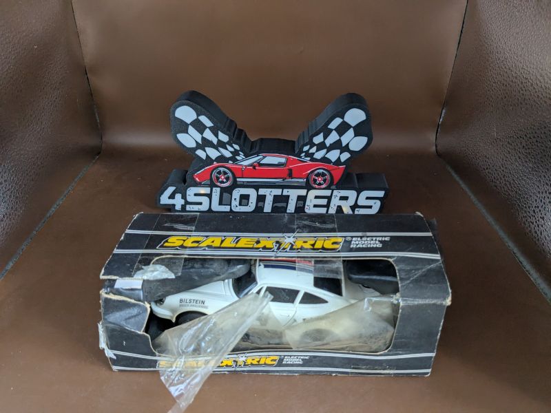 Scalextric Porsche 911 #6 Martini *USED*