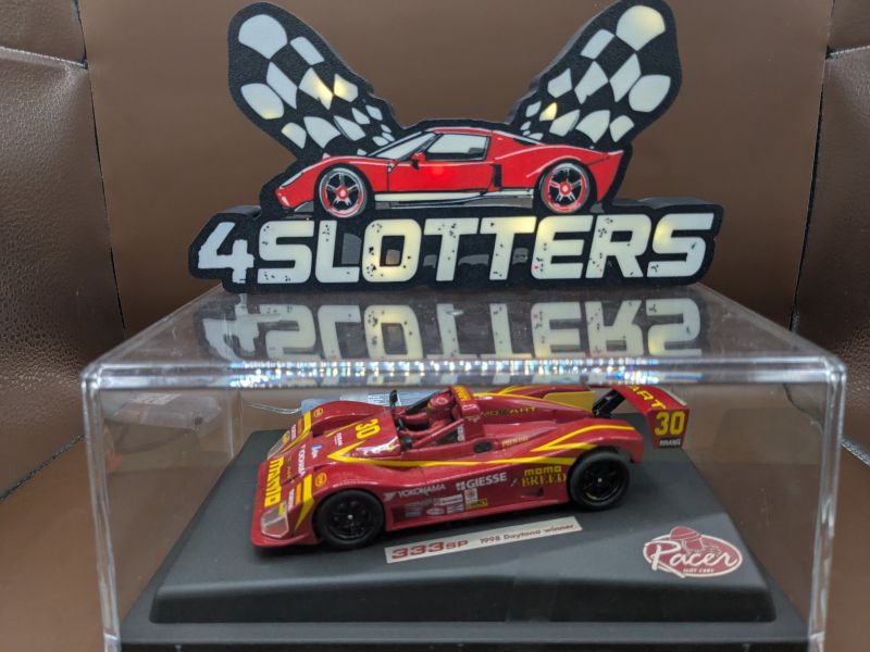 Racer Ferrari 333SP #30 Momo 1e Daytona 1998